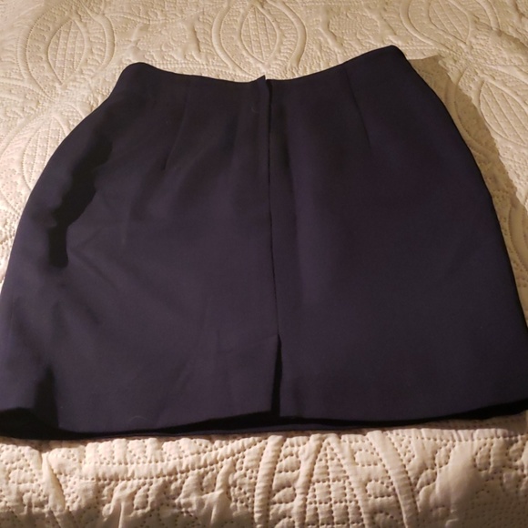 Skirt - Picture 2 of 3